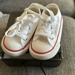 Converse Chuck Taylor’s